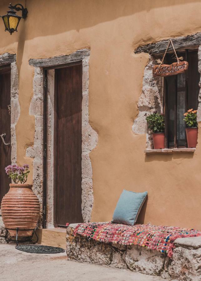 La Casa Di Nonna Guest House Koríthion Екстериор снимка